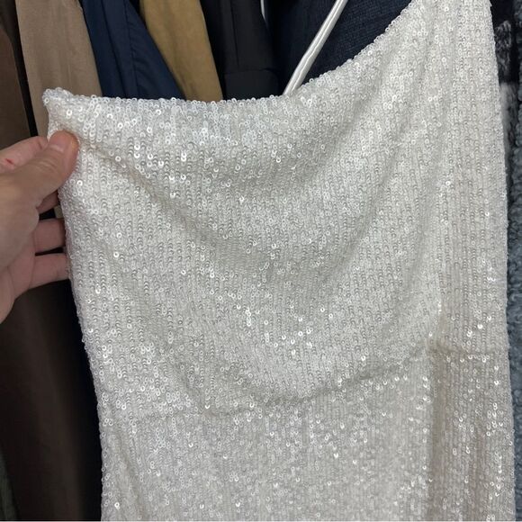 Nookie Liberty One Shoulder Sequins Gown Size SMALL in White $379 - Picture 5 of 8